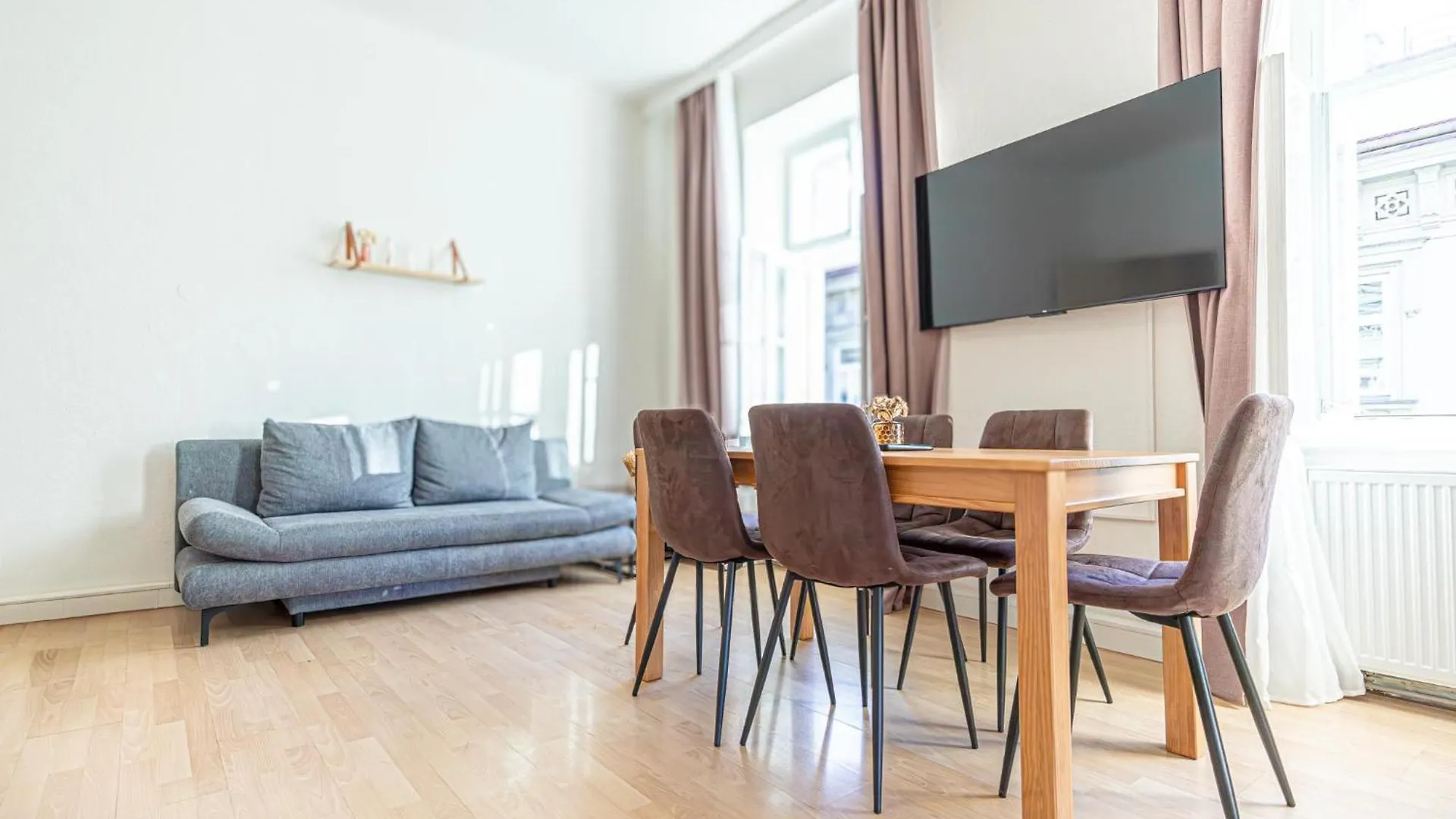 Desirable 2Br - Bookable For Longstays In Lockdown B Vienna Apartment